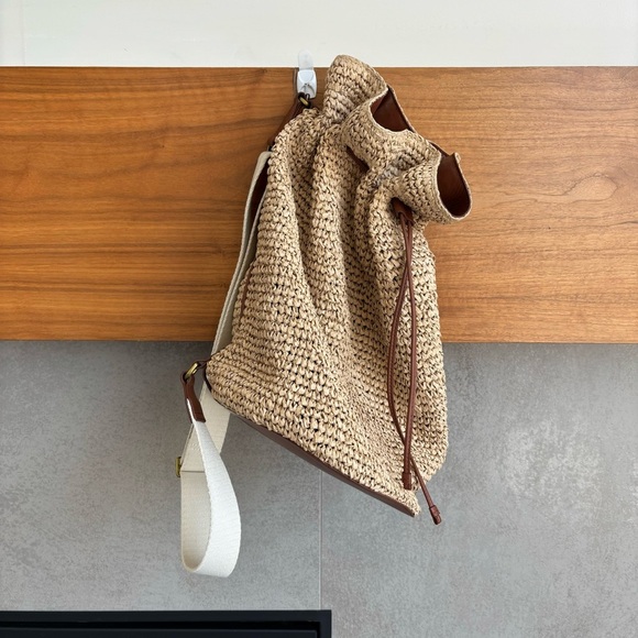 NWT J. Crew woven sling bag - Picture 3 of 11